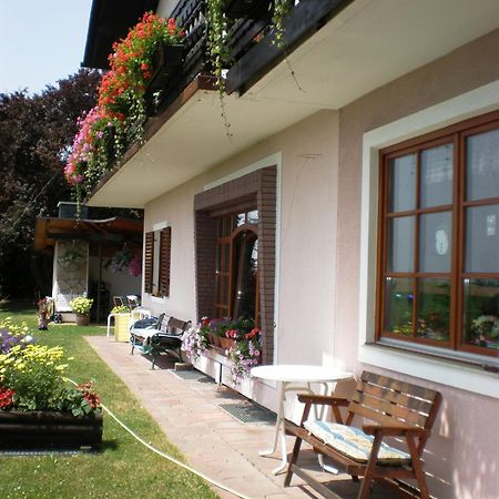Haus Sundl - Privatzimmer Emmersdorf an der Donau Buitenkant foto