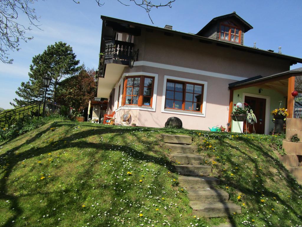 Haus Sundl - Privatzimmer Emmersdorf an der Donau Buitenkant foto